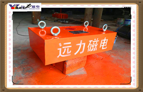 永磁除鐵器，遼寧rcyd懸掛式永磁除鐵器知識(shí)參數(shù)_內(nèi)部磁塊安裝方法_遼寧rcyd懸掛式永磁除鐵器型號(hào)價(jià)格